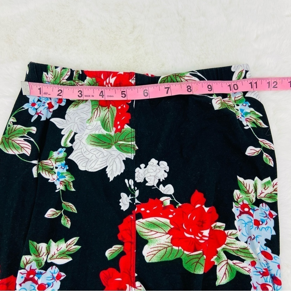 Agnes & Dora Leggings with Red and Blue Floral Design size small - Picture 12 of 13